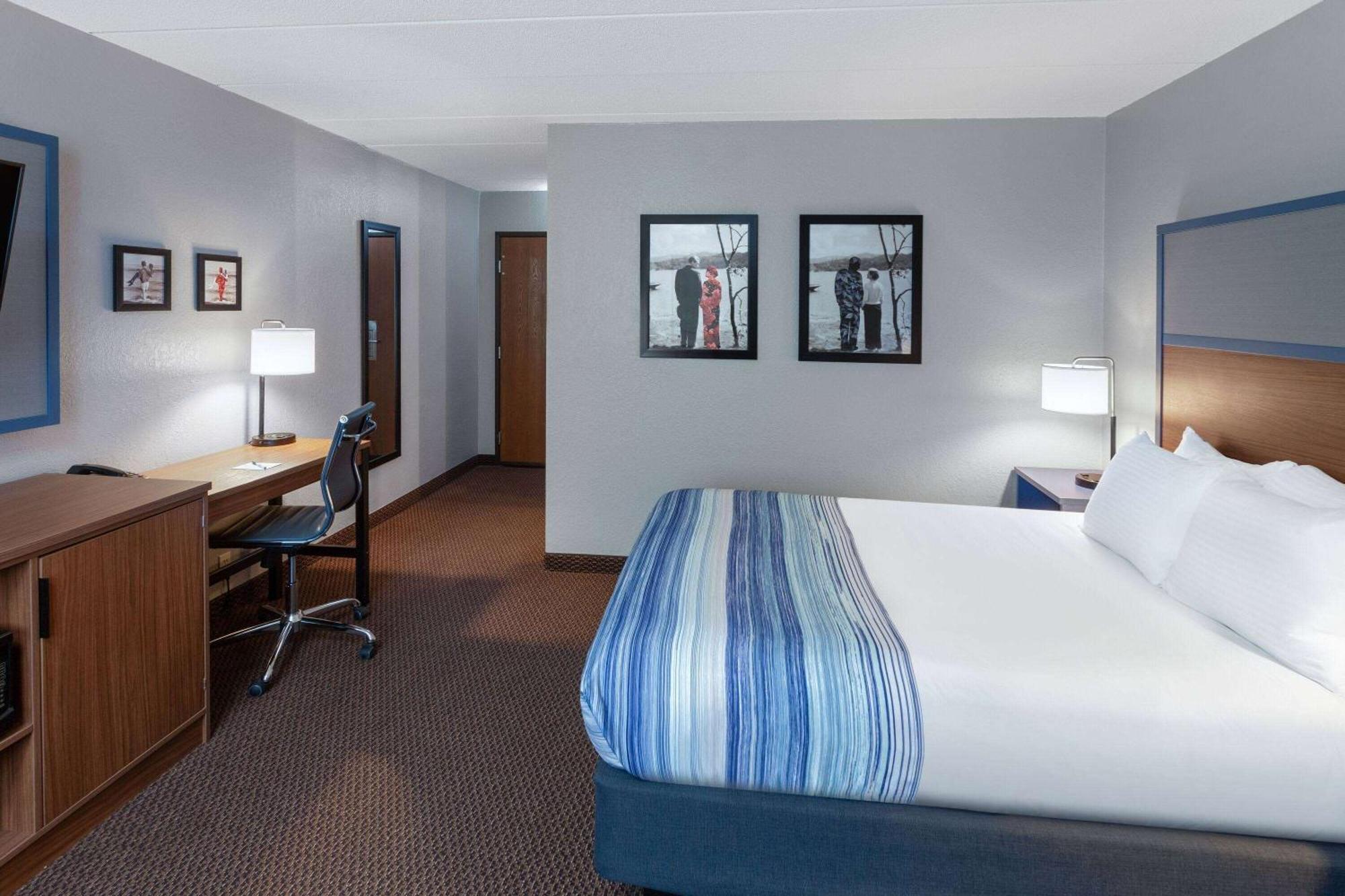Americinn By Wyndham New Richmond Bagian luar foto