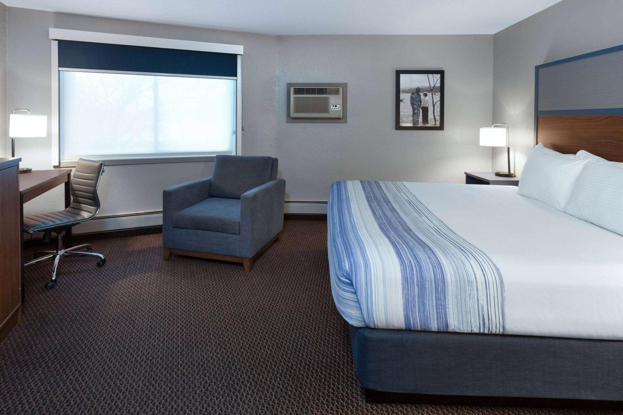 Americinn By Wyndham New Richmond Bagian luar foto