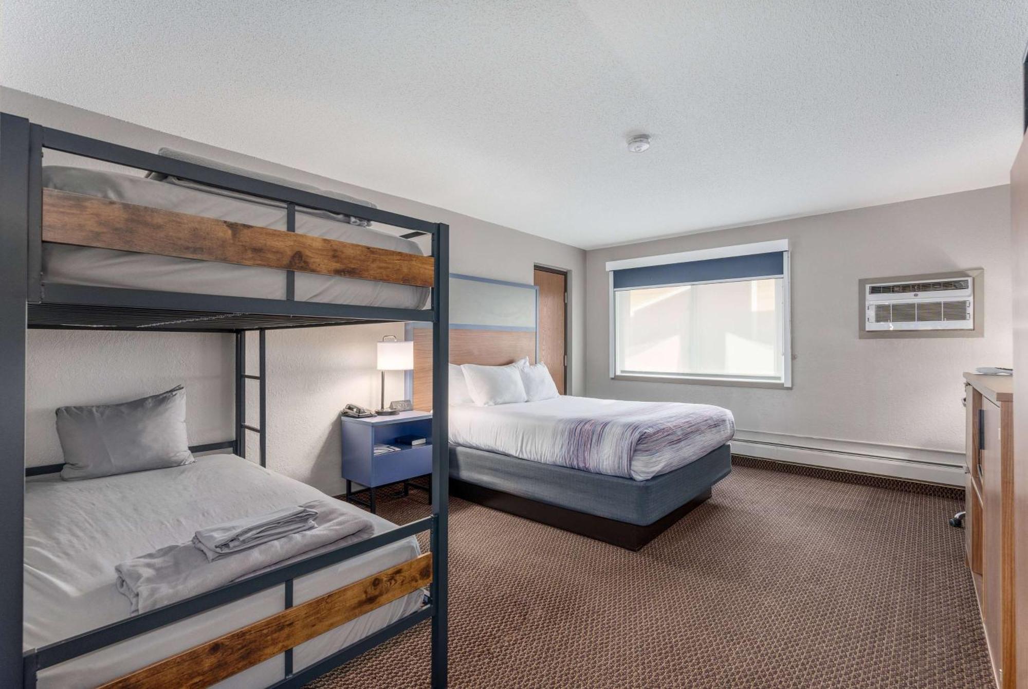 Americinn By Wyndham New Richmond Bagian luar foto