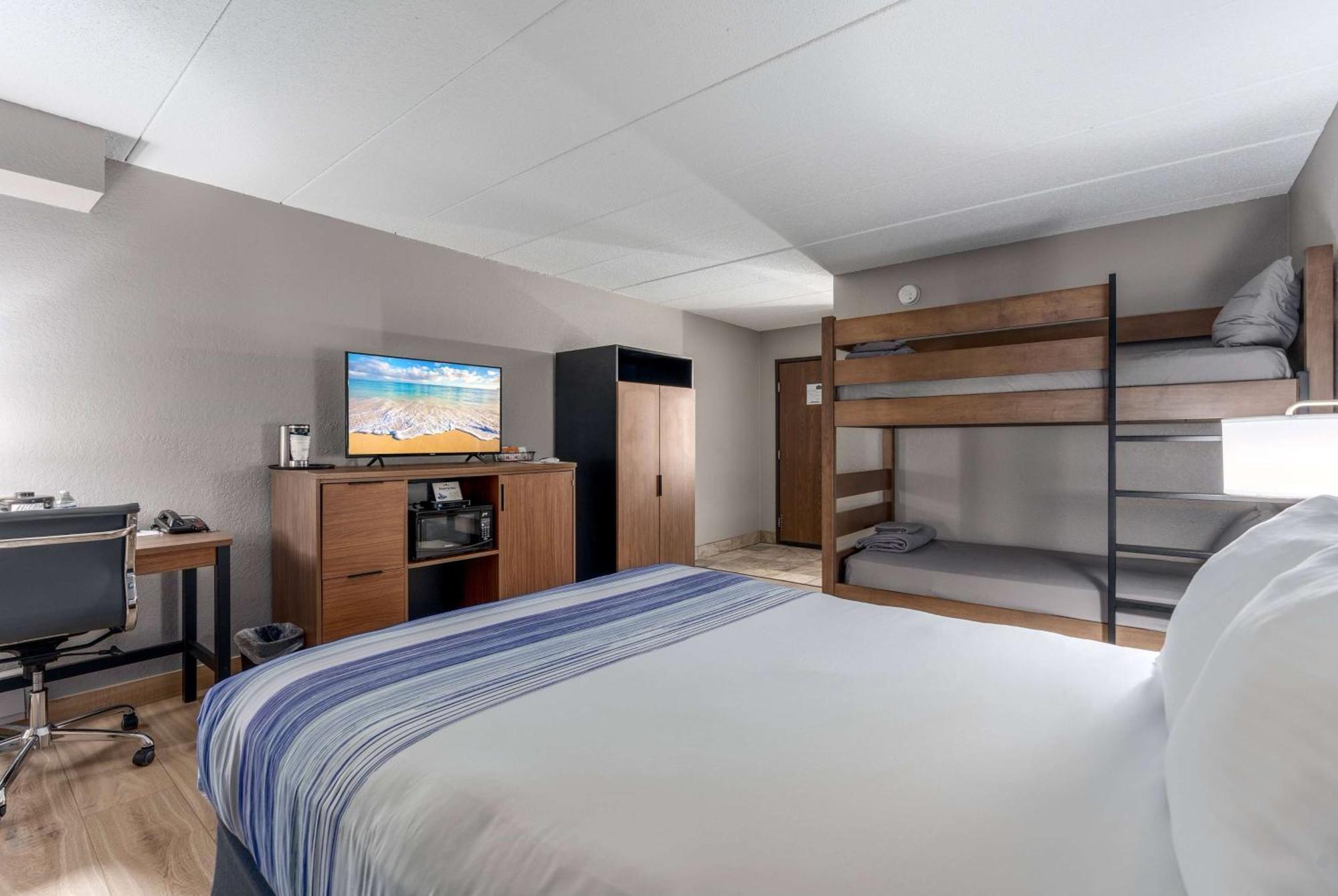 Americinn By Wyndham New Richmond Bagian luar foto