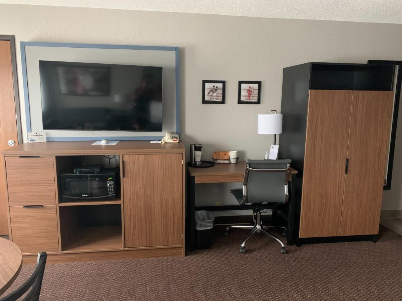 Americinn By Wyndham New Richmond Bagian luar foto